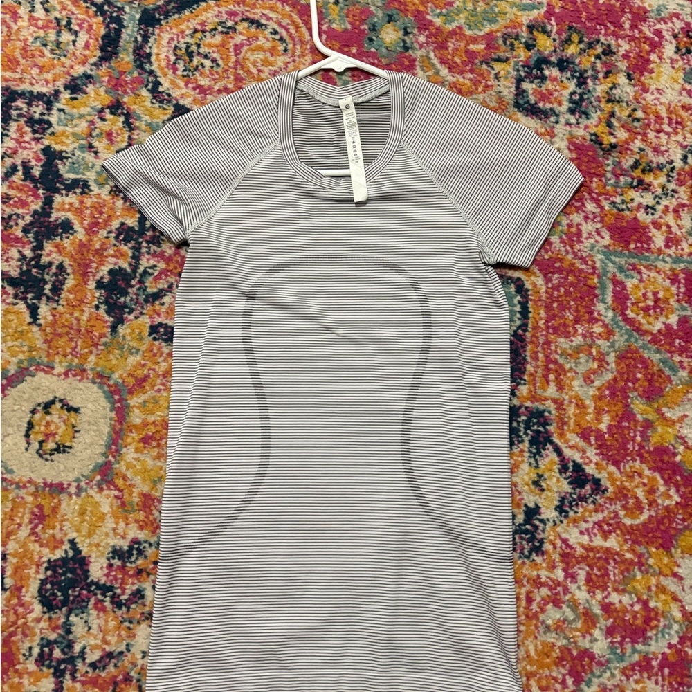 Lululemon swiftly tech